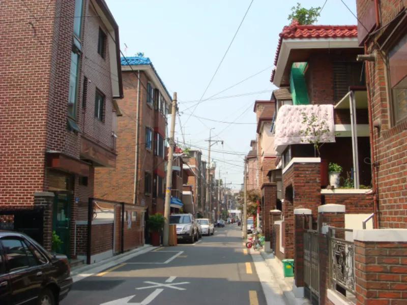 높은 전세가율의 위험성 분석